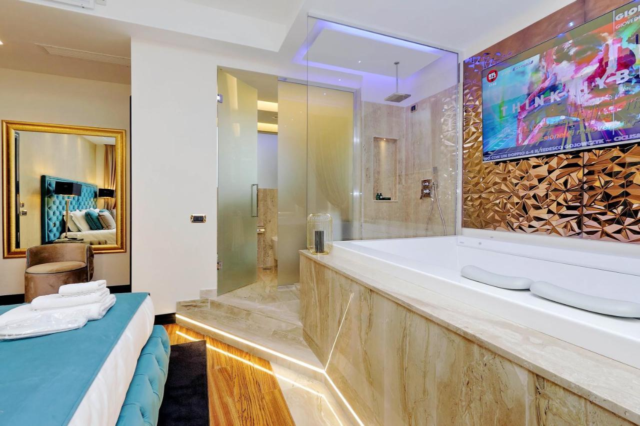Trevi Diamond Luxury Suites & Jacuzzi Rome Buitenkant foto