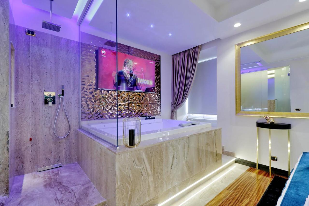 Trevi Diamond Luxury Suites & Jacuzzi Rome Buitenkant foto